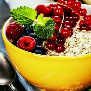 Meet your Posher, Lynease